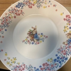新品　ピーターラビット　皿