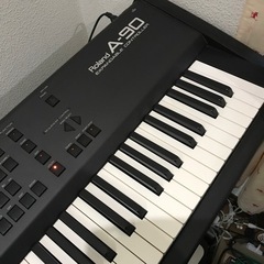 ROLAND A-90 MIDI Keyboard Controlerの画像