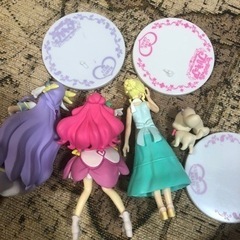 ヒーリングッド　プリキュア　フィギュアなどの画像