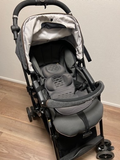 ※更に値下げ※【ベビーカー】コンビ スゴカルα 4キャス エッグショック