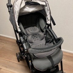 更に値下げ※【ベビーカー】コンビ スゴカルα 4キャス エッグショック
