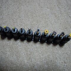 新品同様　34種類　万能電源ＡＣアダプターの画像