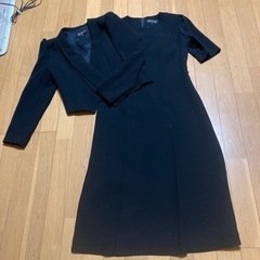 フォーマルスーツ　9号　美品　値下げ