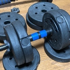 バーベルになるダンベル