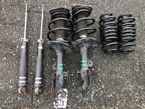 ヴェルファイア20ダウンサス！ショック付き！アルファードにも！