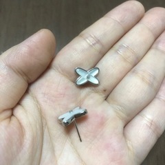 韓国土産のピアス、ネックレスセットの画像