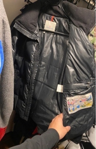 早い者勝ち！モンクレール　ダウンジャケット