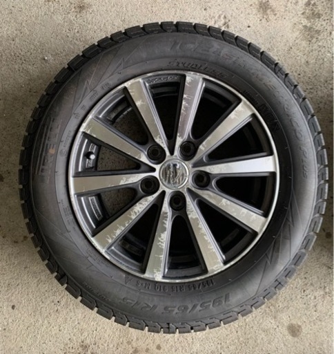 【決まりました❗️】195/65R15ピレリー ICE ASIMMETRICO plus（走行少バリ山）