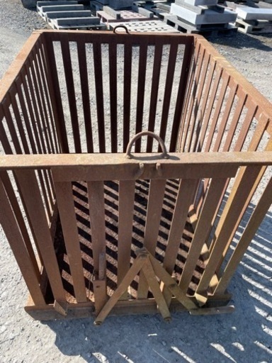 パレティーナ(鉄かご)