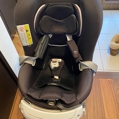 AILEBEBE エールべべ　チャイルドシート