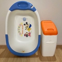 ベビーバス＆オムツ用消臭ゴミ箱(におわなくてポイ)2点セット＋おまけバウンサーの画像