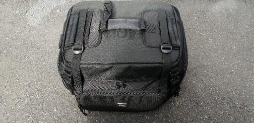 中古Lowepro Magnum 400 AW Shoulder Bag　カメラバッグ