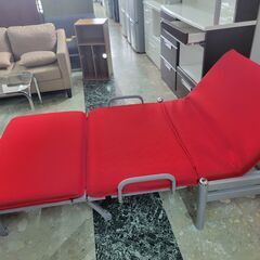 【人気】折り畳み式　ソファベット　中古　リサイクルショップ宮崎屋住吉店　22.1.17ｋの画像