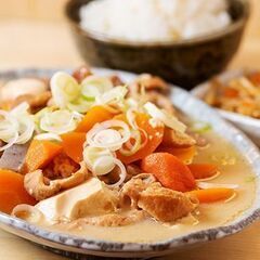 【昇給・ボーナスあり／シフト自由】唐揚げ居酒屋サービススタッフ【西新宿5丁目駅】の画像