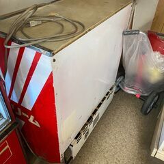 ショーケース冷凍庫　あげます。（アイスクリームなど）
