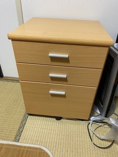木製の棚