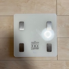 体重計(白)の画像