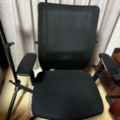 オカムラ　ヴィスコンテ　在宅ワーク　パソコンチェア　オフィスチェ...