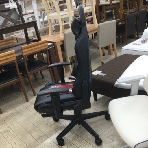 1/17【✨ 人間工学を基に設計された3D形状 ‼️✨】定価39,800円 GTRACHNG ジーティーレーシング ゲーミングチェア 