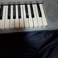 ヤマハ電子ピアノ88鍵盤の画像