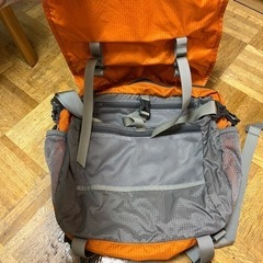 モンベル　キッズ　リュックの画像