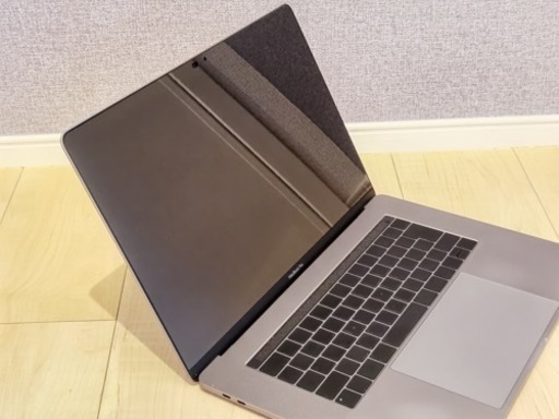 値下げしました！MacBook Pro 2018年モデル 512GB 譲ります！