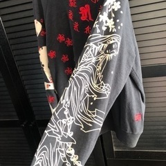 紺色の和柄パ－カ－の画像