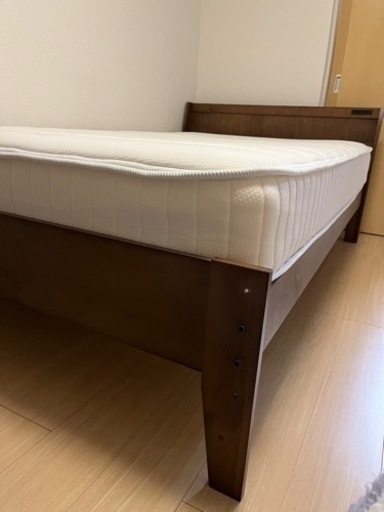 セミダブルベッド【再度値下げしました】