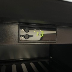 ☆希少　美品　大容量ワインセラー　Dometic ドメティック　2009年製　完動品　鍵2個　CS200D 木目の画像