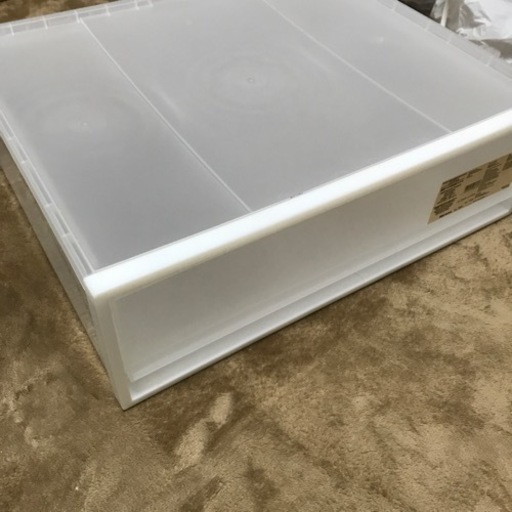 無印の収納ケース•引き出し式　4つ