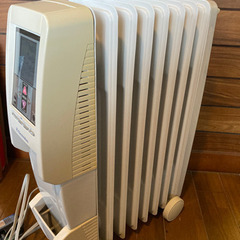 エレクトロラックス オイルヒーター EOH812Tの画像