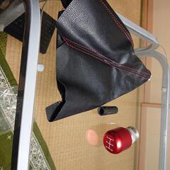 お値下げ！汎用シフトノブとカバーになっております。