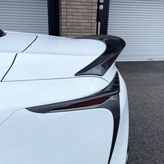 LC500 コンバーチブル カーボン トランクスポイラー リアウィングの画像