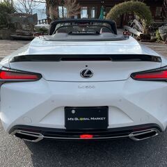LC500 コンバーチブル カーボン トランクスポイラー リアウィングの画像