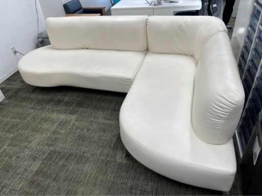 本日値下げ！！！白のL字型ソファ