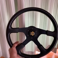 【値下げしました】トヨタ純正モモステアリング（スープラ？） Yahoo!オークション -「スープラ 純正 ステアリング」の落札相場