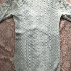UNIQLO カシミアブレンド　ケーブル編みセーター3枚の画像