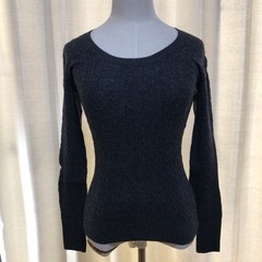 UNIQLO カシミアブレンド　ケーブル編みセーター3枚の画像