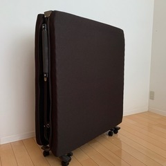 折り畳みベッド　シングル