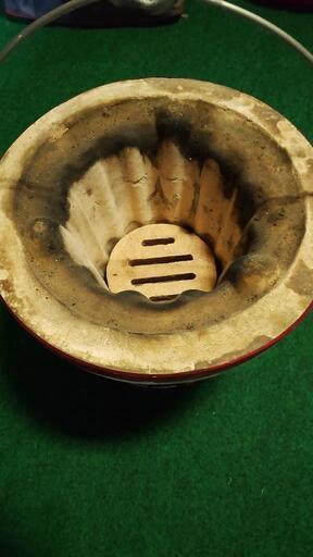 使用済　木炭用コンロと割木炭、固形燃料