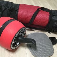 【無料】ダイエット　腹筋ローラー　マット付き
