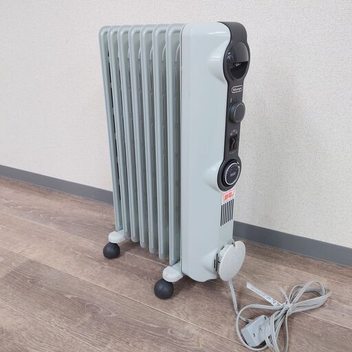 11/15 終 DeLonghi オイルヒーター HJ0812 油入式 デロンギ 暖房器具 菊倉KB