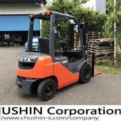 2トン　ディーゼル　フォークリフト　低稼働　関東輸送費無料(条件有)　トヨタ　2t　エンジンフォークリフトの画像