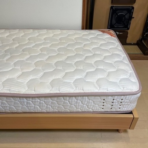 値下げ‼️【超美品‼️】日本製 現行モデル グランツ シングルベッド 木製ブラウン♪