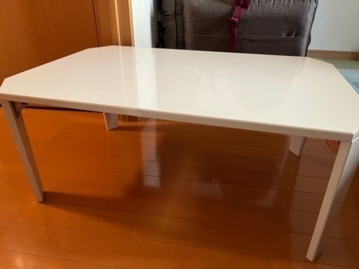ソファ+テーブル(値下げ：定価の8割で売ります)