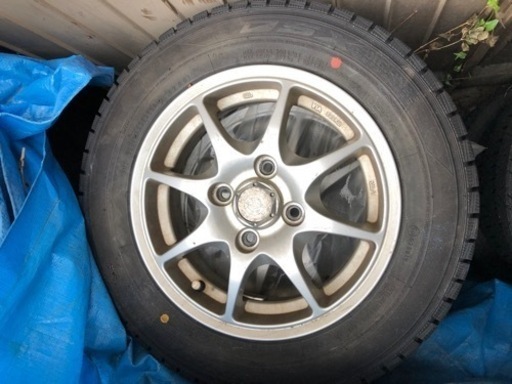 タント　スタッドタイヤ