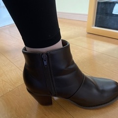 amelier MAJESTIC LEGON ショートブーツの画像