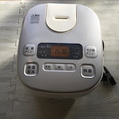 【お取引き中】アイリスオーヤマ 5.5合炊飯器