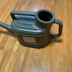 じょうろの画像