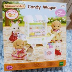 シルバニアファミリー 【海外版】キャンディーワゴン＆ショコラうさぎファミリー　新品・未使用　・未開封の画像